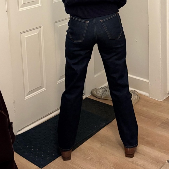 “Rinse” Abercrombie & Fitch dark wash high rise Straight Leg Jeans - Picture 3 of 9